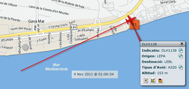 Avi� aproximant-se a l'aeroport de Barcelona-El Prat per aterrar a la tercera pista, en configuraci� est, sobrevolant Gav� Mar dins de l'horari nocturn i amb un elevad�ssim impacte ac�stic (9 Novembre 2011 - 01:06h)